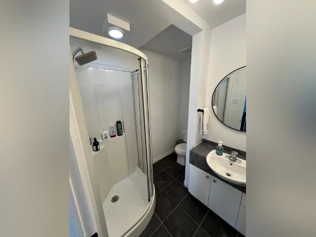 Condo à louer thumbnail 7