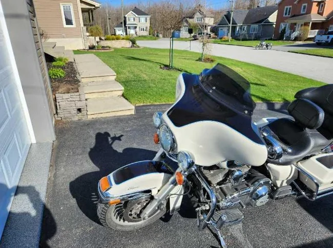 2012 Harley Davidson Électra Glide FLHTC thumbnail 5