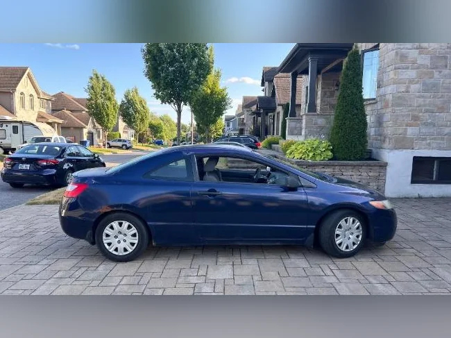 Honda Civic thumbnail 5