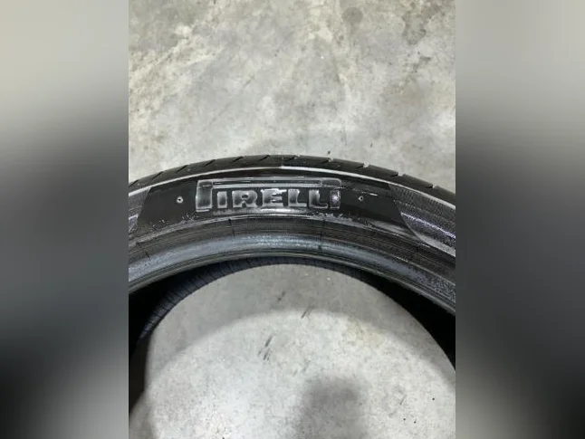 2 Pneus 21" Pirelli été P ZÉRO 265/40R21 thumbnail 2