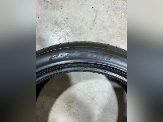 2 Pneus 21" Pirelli été P ZÉRO 265/40R21 thumbnail 3