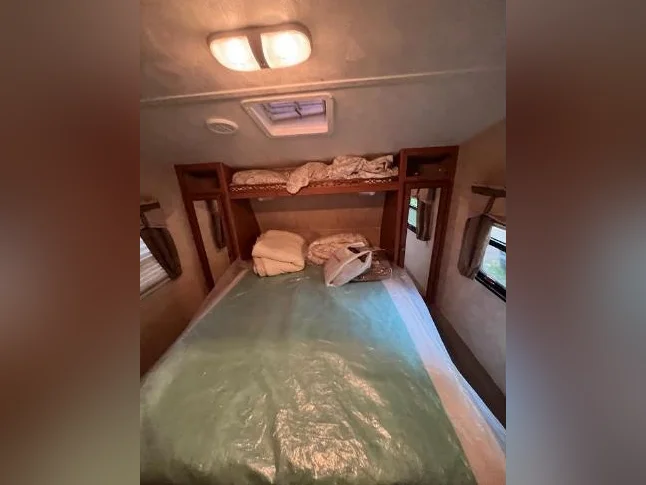 Roulotte 25 pieds 2011 thumbnail 4