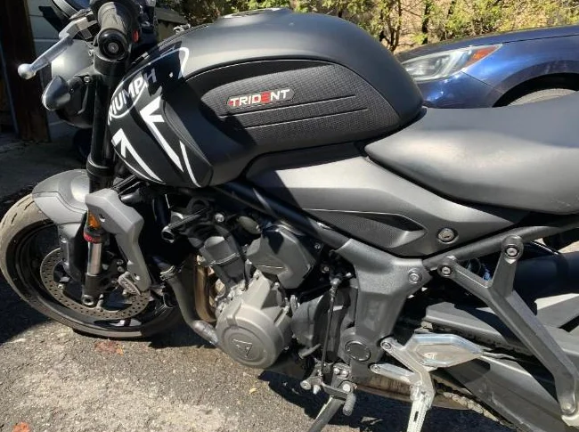 Triumph trident 2022 thumbnail 2