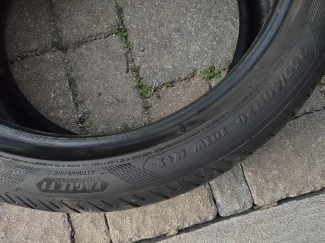 255-40R20x4 pneus été Goodyear Eagle. En tres bon état. Usure 7/32 (Neuf=8/32) thumbnail 7
