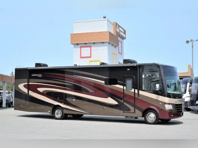 VR Coachmen 35' 2016 et 38 000km / 100% prêt à partir et 100% équipé