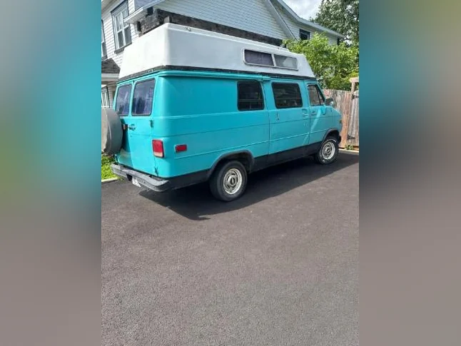 Chevy Van thumbnail 3