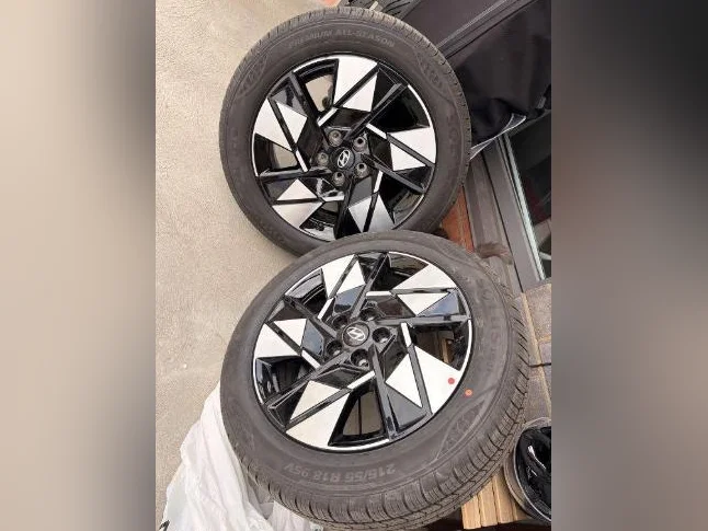 Pneus NEUFS 4 saisons 215/55R18 thumbnail 3