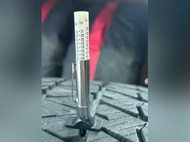 Pneus d'hiver Bridgestonne "Blizzak WS90" 17 pouces+mag thumbnail 3