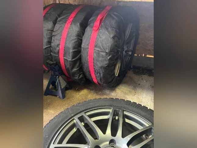 Pneus d'hiver Bridgestonne "Blizzak WS90" 17 pouces+mag thumbnail 5