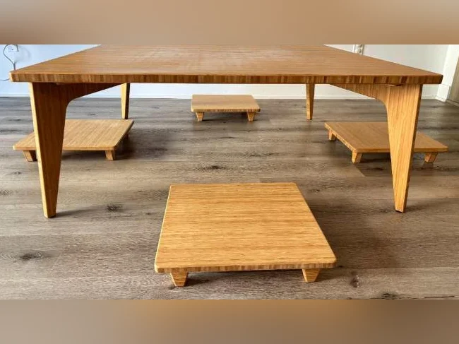 TABLE JAPONAISE EN BAMBOU - EXCLUSIVITÉ - COMME NEUF