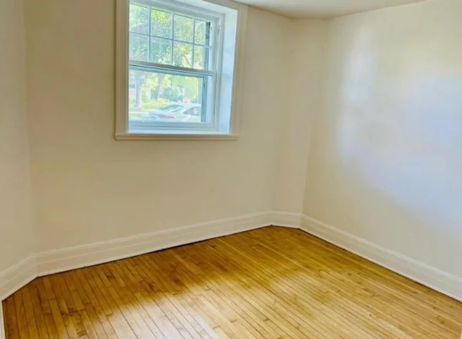 Grand appartement en DSS 3 CC au coeur d'Outremont tout pres du MIL (Université de Montréal) thumbnail 5