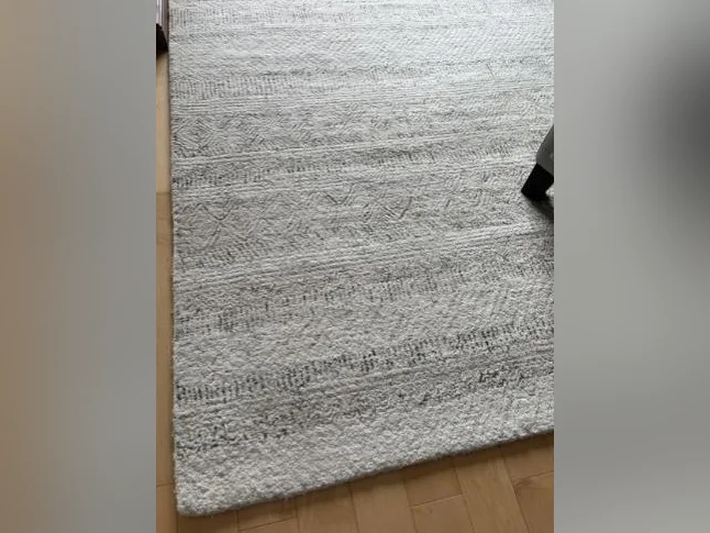 Tapis Salon laine écrue/gris pâle 9pieds X6pieds thumbnail 4