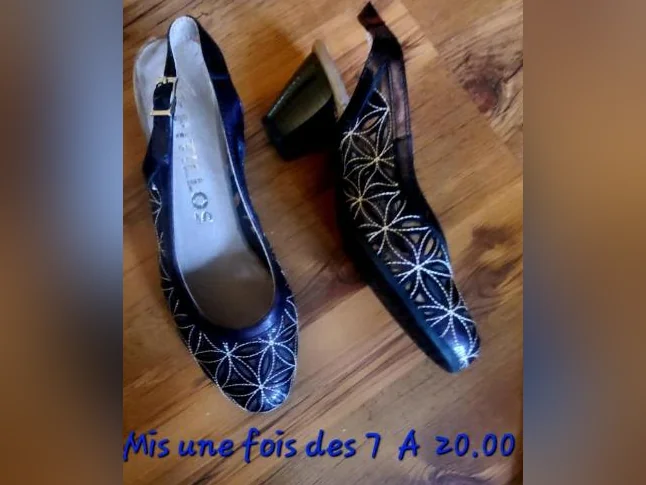 SANDALE, ESPADRILLES NEUF AUSSI , SOULIERS ,PANTOUFFLE ECT