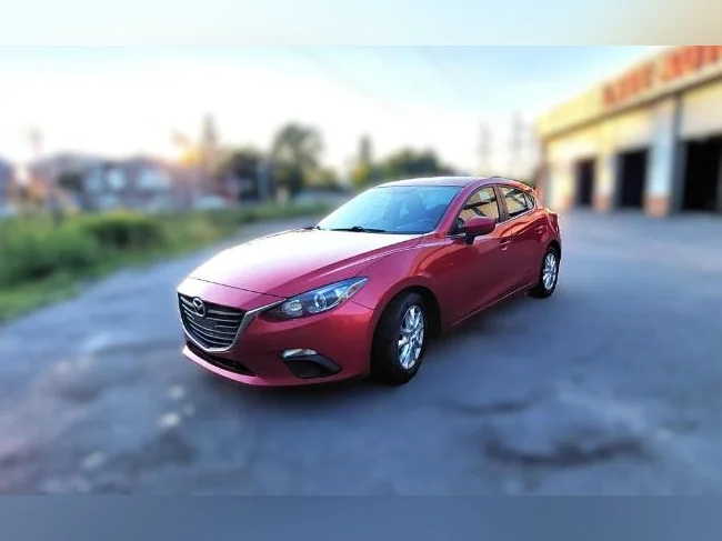 Mazda 3 GS 2015 à hayon (Hatchback), Skyactiv, traction avant, transmission manuelle. thumbnail 3