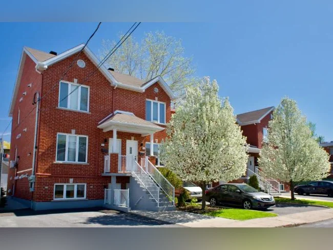 Condo-hôtel, 3 ½ , Vieux-Longueuil, formule tout inclus. thumbnail 10