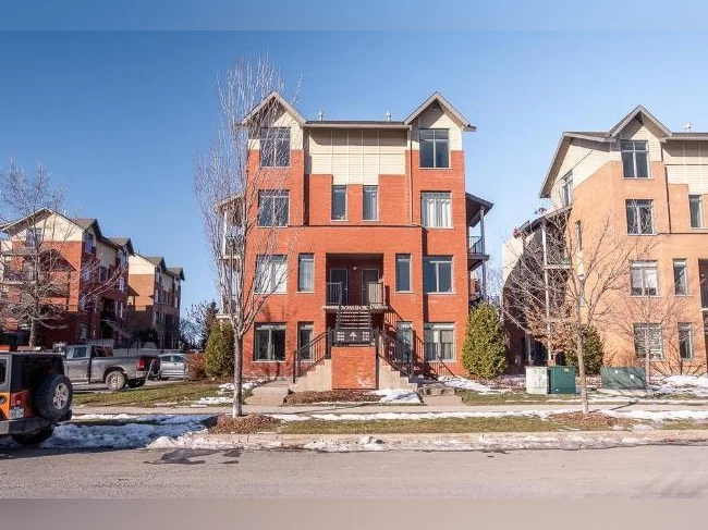 Condo 4 1/2 a louer