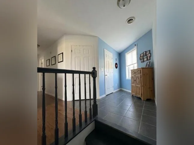 Appartement style condo à louer thumbnail 3