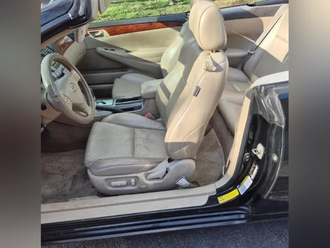 Décapotable Toyota solara(rare) thumbnail 8