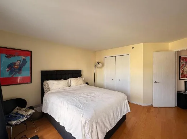 Condo à louer au centre-ville thumbnail 4