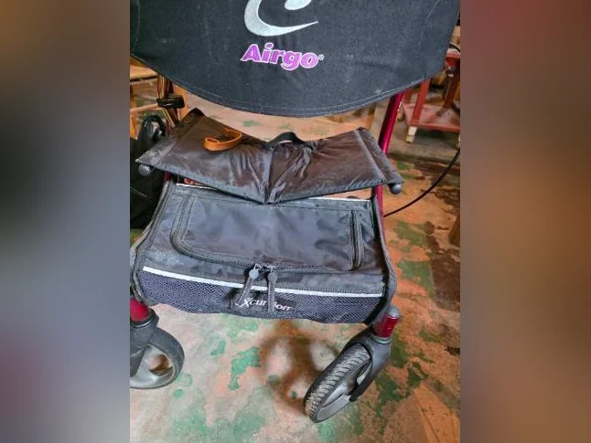 Airgo Xcursion Déambulateur-Rollator Walker thumbnail 2
