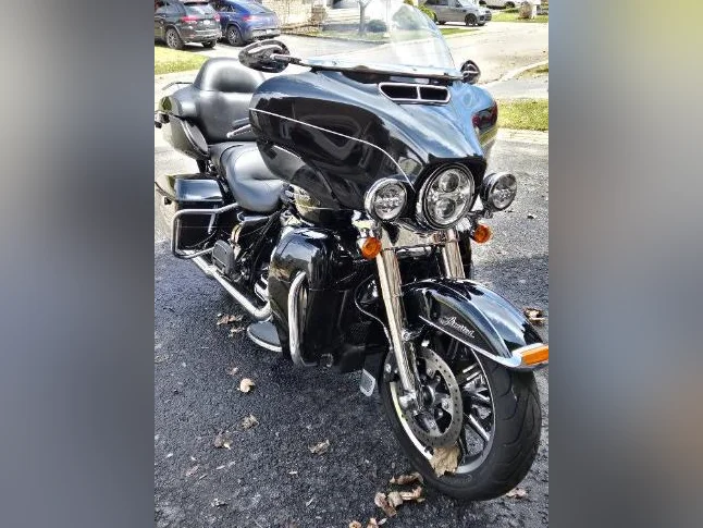 Harley Davidson FLHTK 2014 thumbnail 2