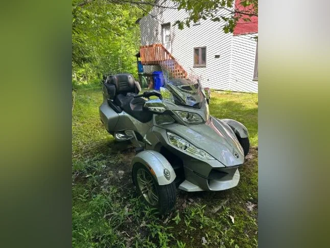 Spyder Canam RT 2010 SE5 Gris  58 144  km