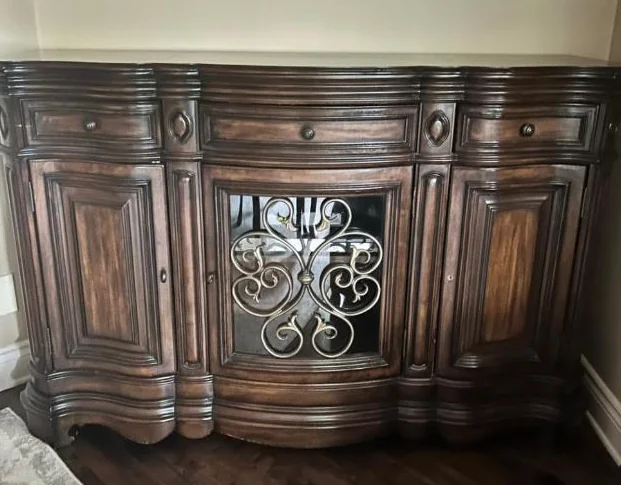 BUFFET EN BOIS MASSIF