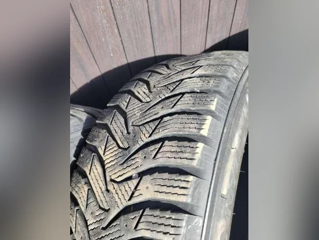 4 Pneus d'hiver KUMHO WINTERCRAFT SUV WS31 thumbnail 4