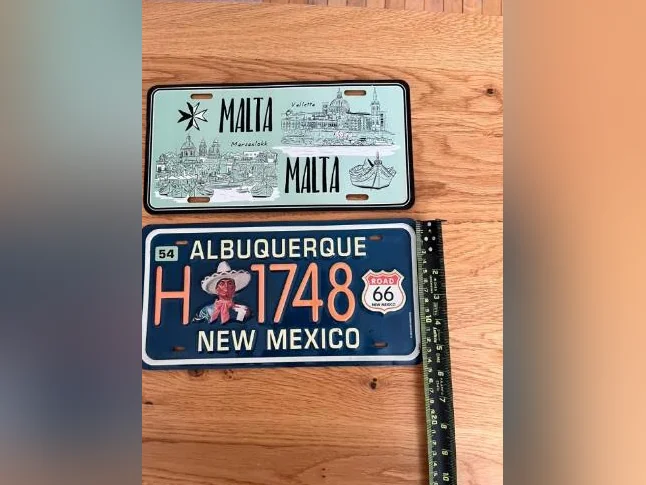 À vendre 2 plaques Métal DÉCO