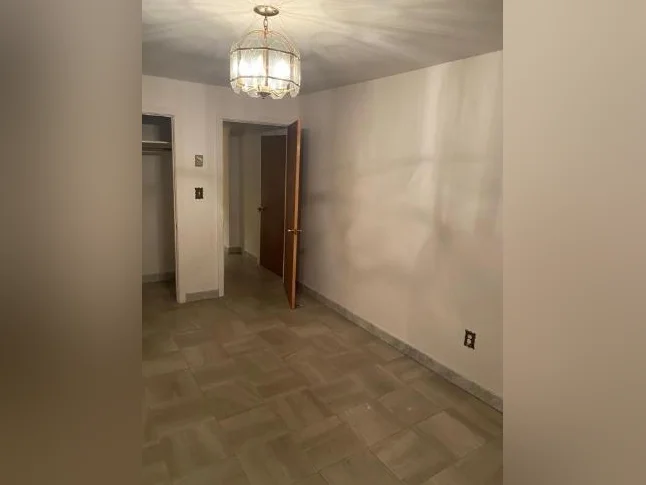 Grand 2 1/2 propre à louer dans Saint-Léonard