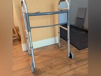 marchette , pour ainés