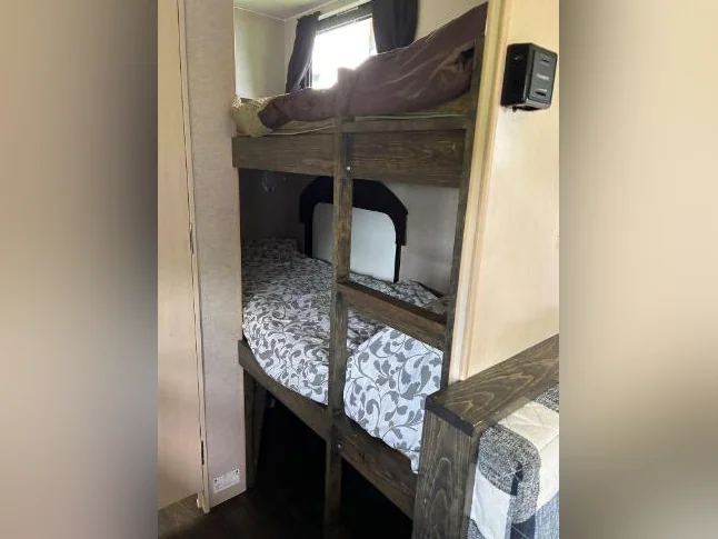 Winnebago Micro Minnie 1700BH Bleu thumbnail 7