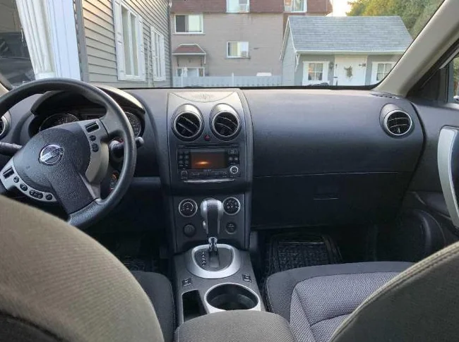 Nissan Rogue 2011 SV thumbnail 4