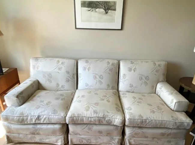 Divan et fauteuil en bon état