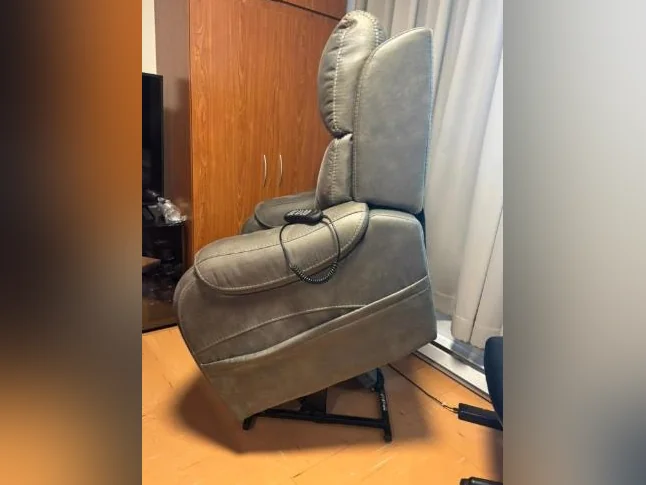 Fauteuil auto souleveur automatique gris