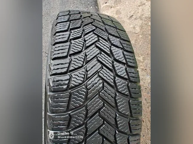 4roues et 4 pneus hiver Michelin x Ice 215-60-16 thumbnail 6