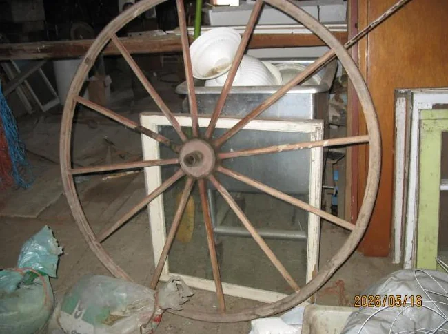 Une roue de rateau antique