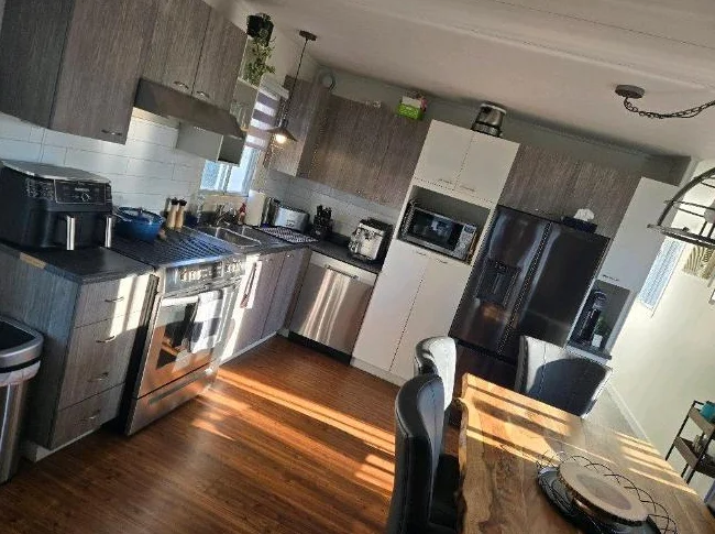 À Lavaltrie, chambre à louer dans une maison thumbnail 4