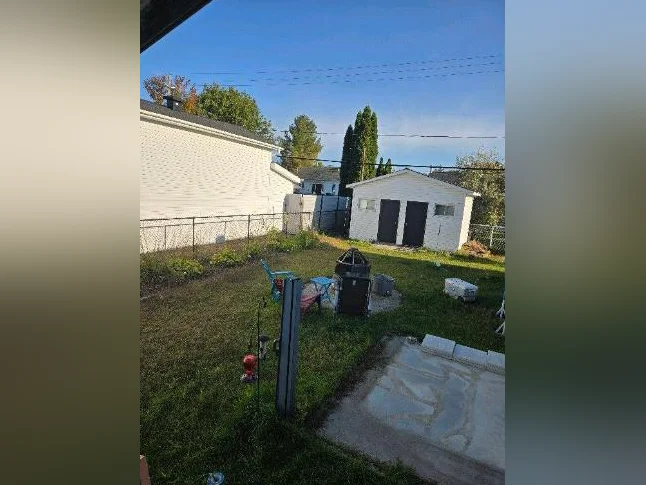 À Lavaltrie, chambre à louer dans une maison thumbnail 6