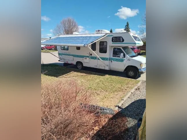 VR Ford 350 Four winds 5000