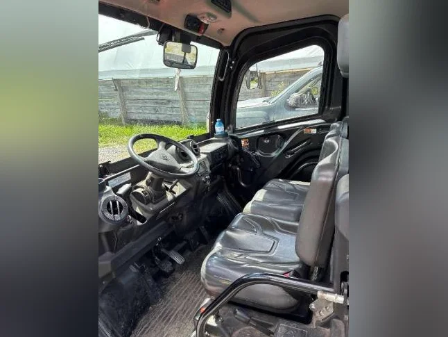 2019 Kubota rtv-x1100c thumbnail 4