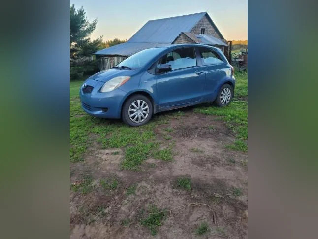 Toyota yaris,2007,170000km,cell:4185645407