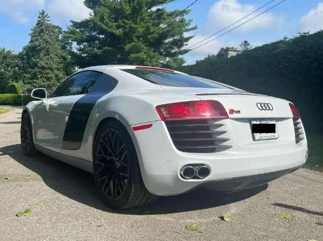 Superbe Audi R8 **MANUELLE** 6-vitesses (gated) 2012 V8 4.2L Coupe thumbnail 5
