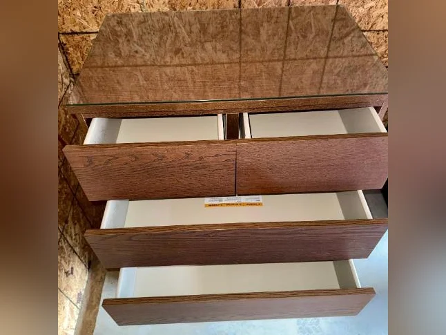 Commode IKEA MALM – 6 tiroirs avec dessus en verre – Très propre thumbnail 3
