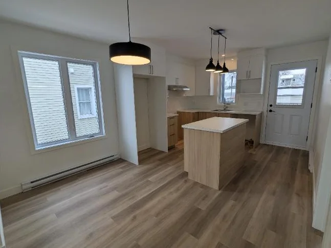 4 ½ à louer – Triplex neuf (Construction 2026)