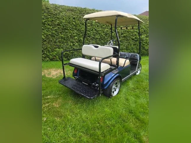 car de golf thumbnail 4