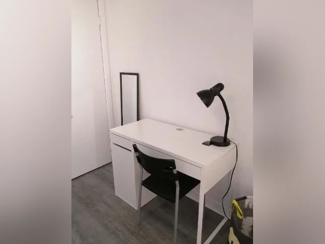 Jolis studios avec chambre fermée à Rosemont, quartier très agréable thumbnail 8