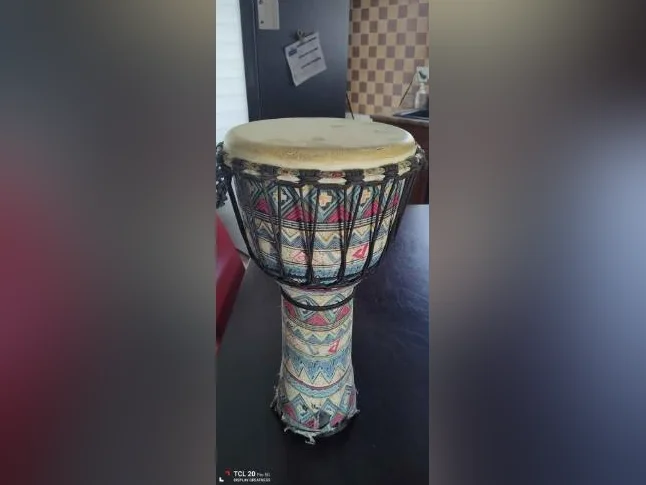 Djembe Africain en peau de chèvre/Djembe African Goat skin drum thumbnail 3
