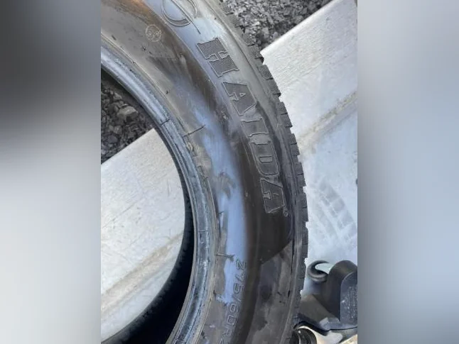 2x pneus hiver 275/60R20 Haïda Winter HD617 thumbnail 4