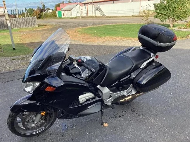 Honda ST1300 thumbnail 2
